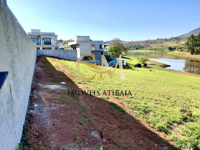 Terreno à venda Lote em Pesqueiro - Condomínio Valle das Águas