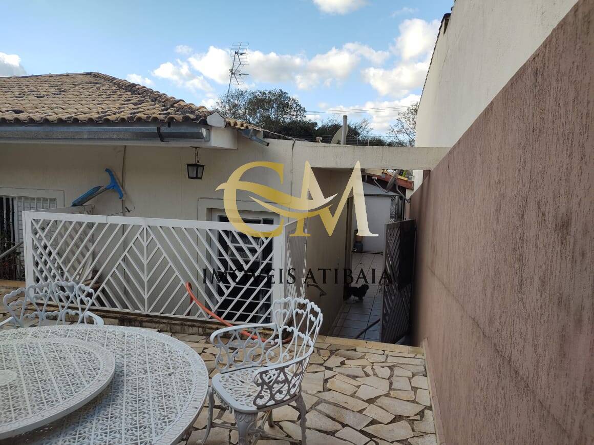 Casa à venda com 3 quartos, 220m² - Foto 5