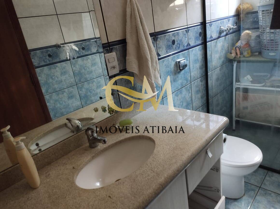 Casa à venda com 3 quartos, 220m² - Foto 26