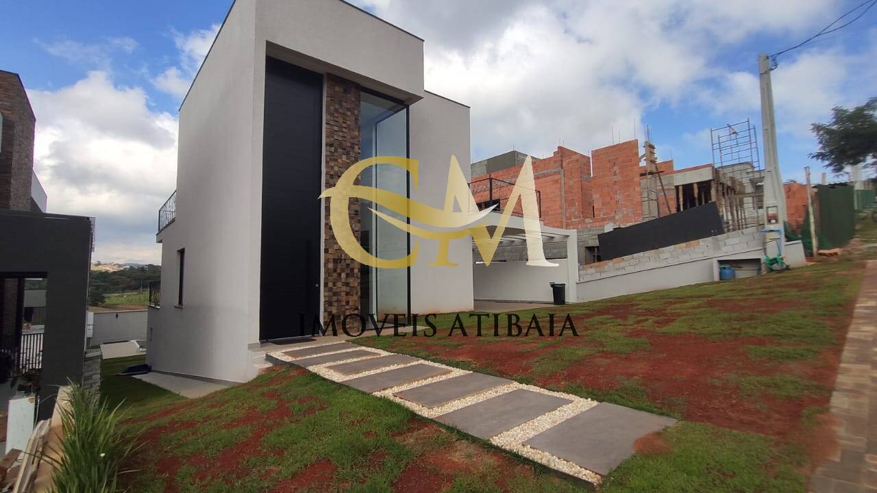 Casa à venda com 4 quartos, 300m² - Foto 1