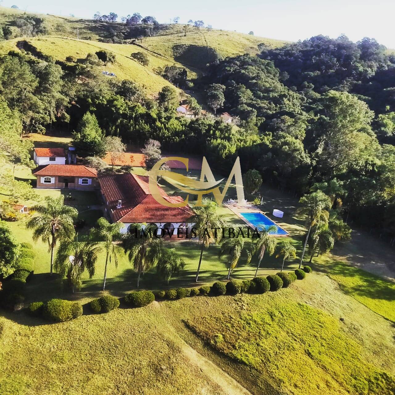 Fazenda à venda com 10 quartos, 1000m² - Foto 2