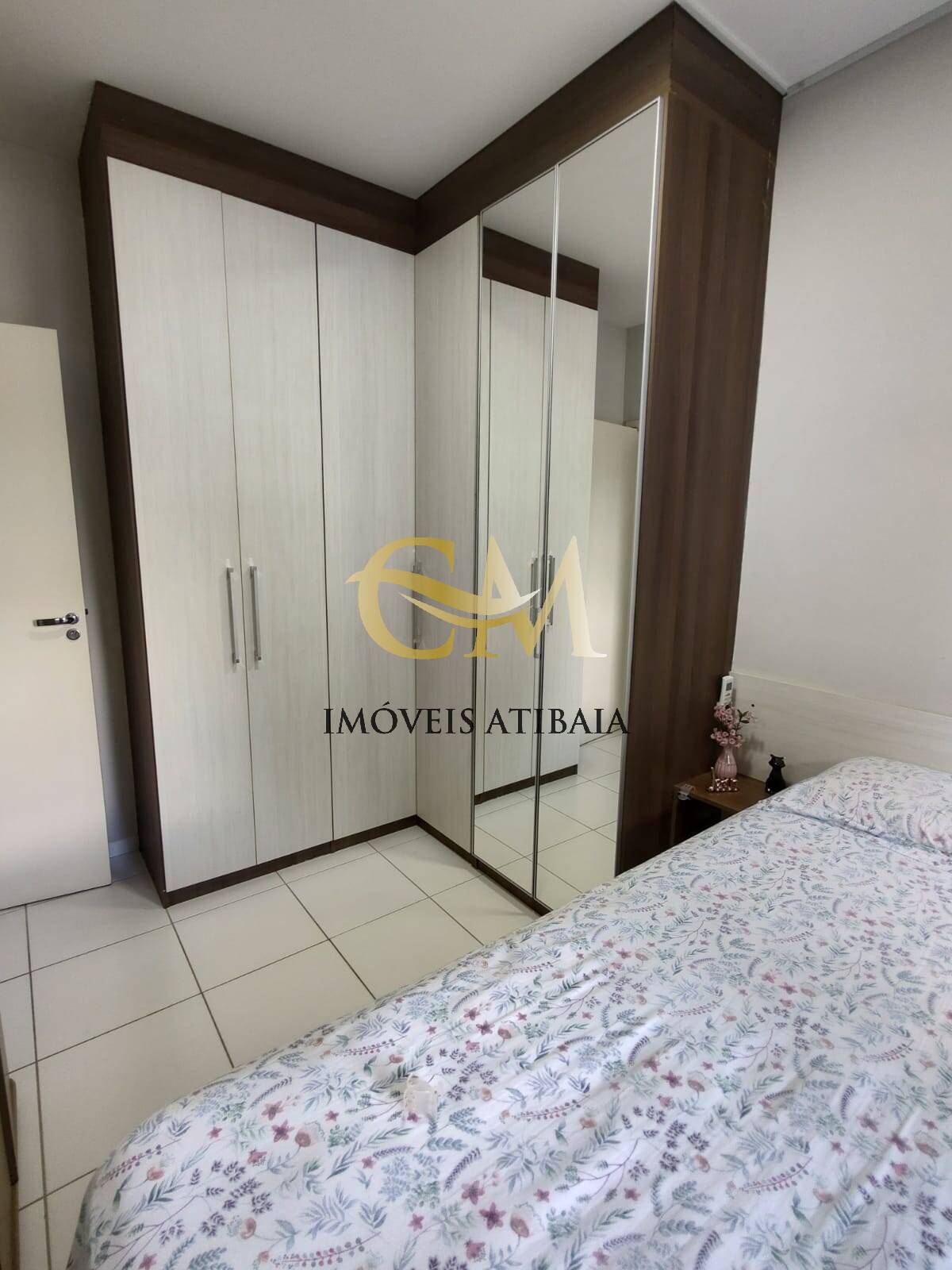 Apartamento à venda com 2 quartos, 65m² - Foto 13