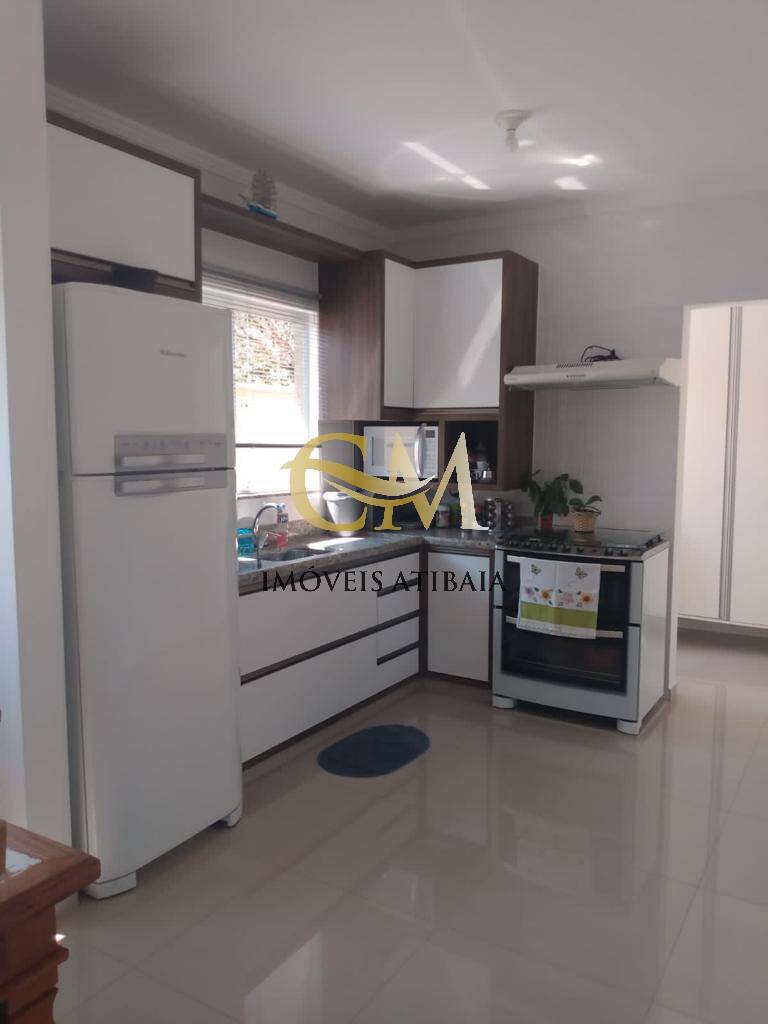 Casa à venda com 3 quartos, 400m² - Foto 3