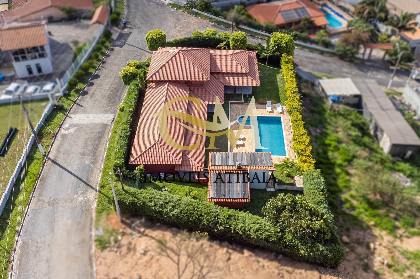 Fazenda à venda com 3 quartos, 926m² - Foto 1