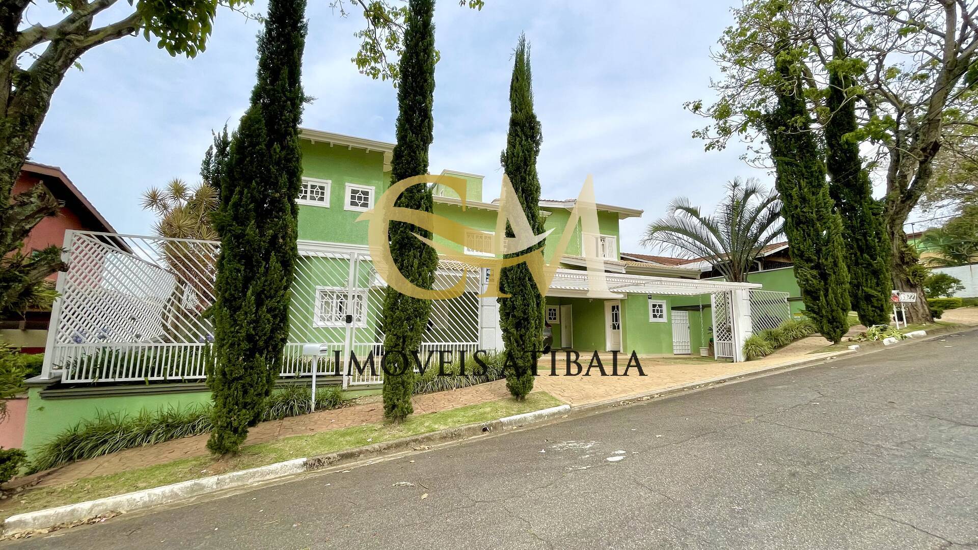 Casa de Condomínio à venda com 5 quartos, 800m² - Foto 2