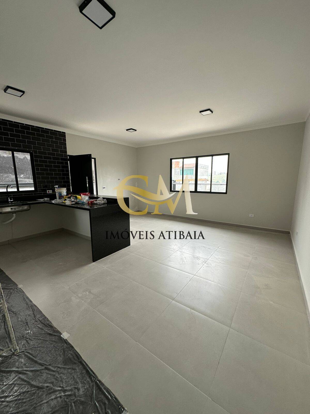 Casa à venda com 3 quartos, 92m² - Foto 2