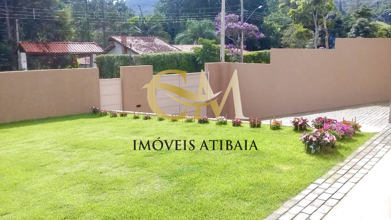 Casa à venda com 3 quartos, 600m² - Foto 2