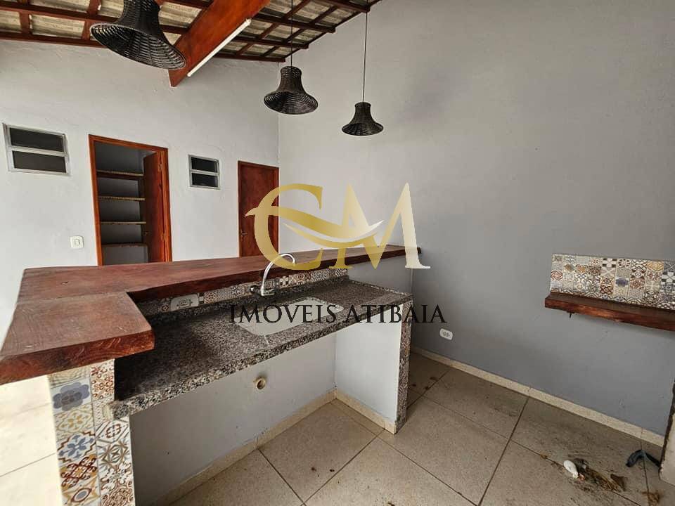 Casa à venda com 3 quartos, 200m² - Foto 5