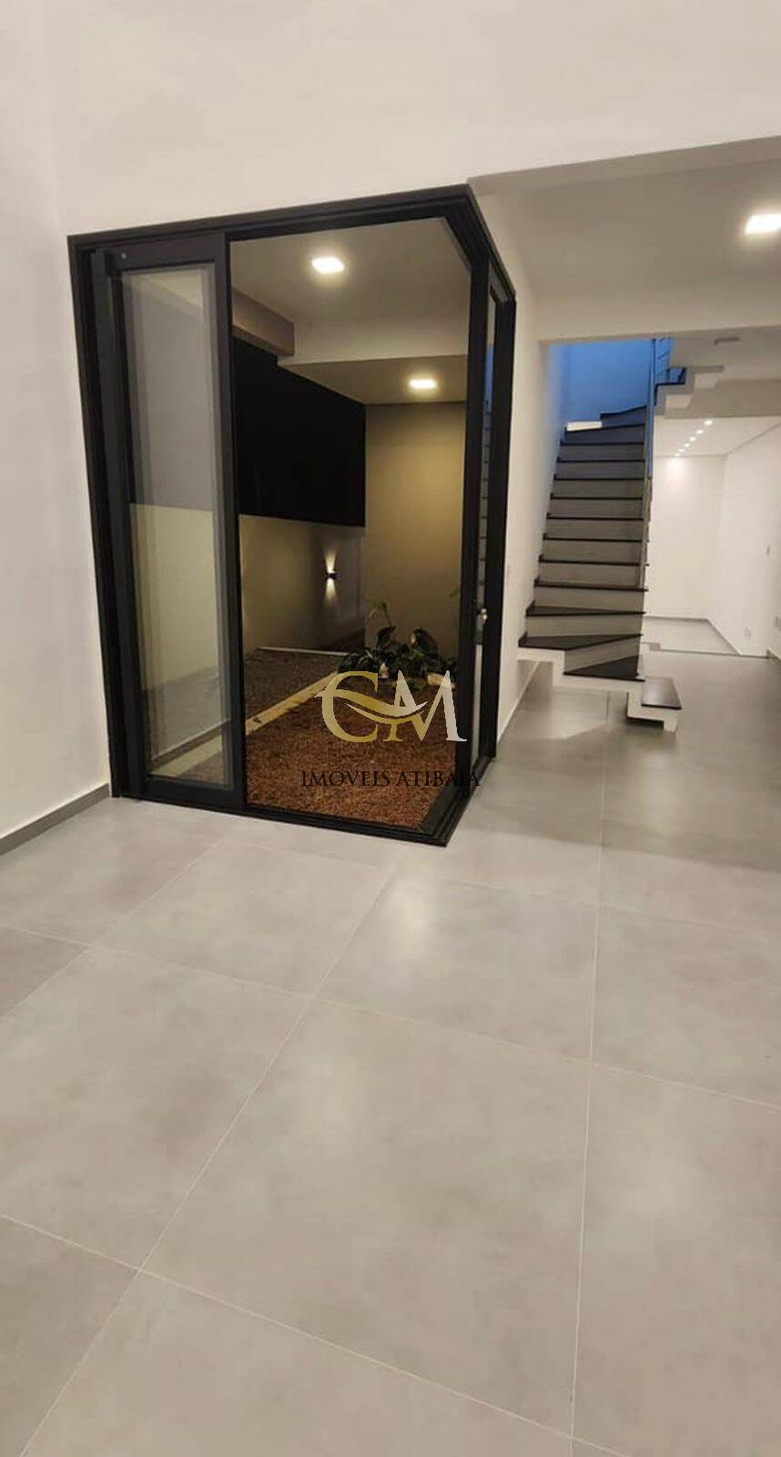 Casa à venda com 3 quartos, 163m² - Foto 3