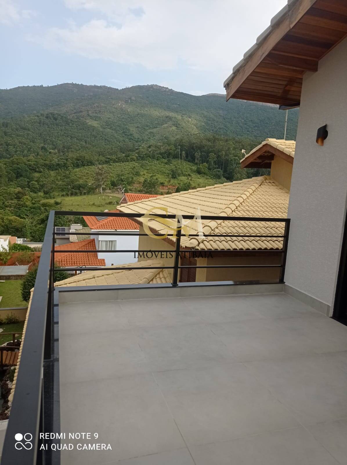 Casa de Condomínio à venda com 3 quartos, 250m² - Foto 6