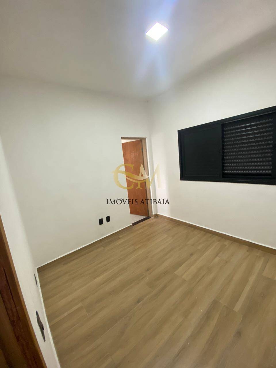 Casa à venda com 3 quartos, 70m² - Foto 5