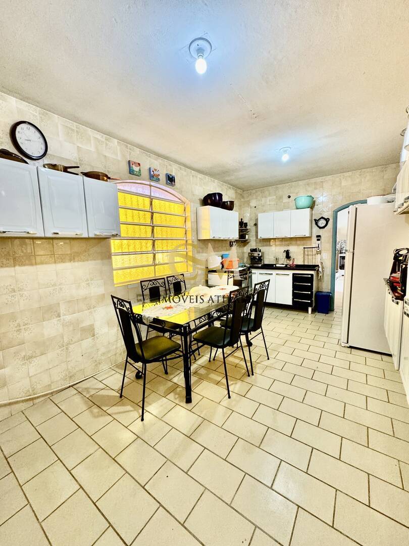 Casa à venda com 5 quartos, 150m² - Foto 19