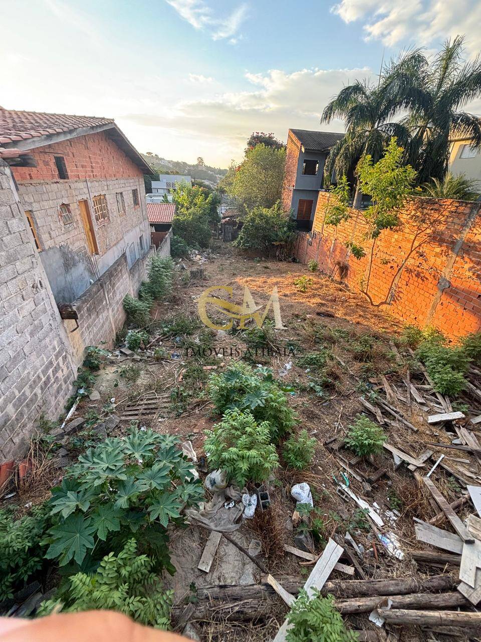 Terreno à venda, 300m² - Foto 1