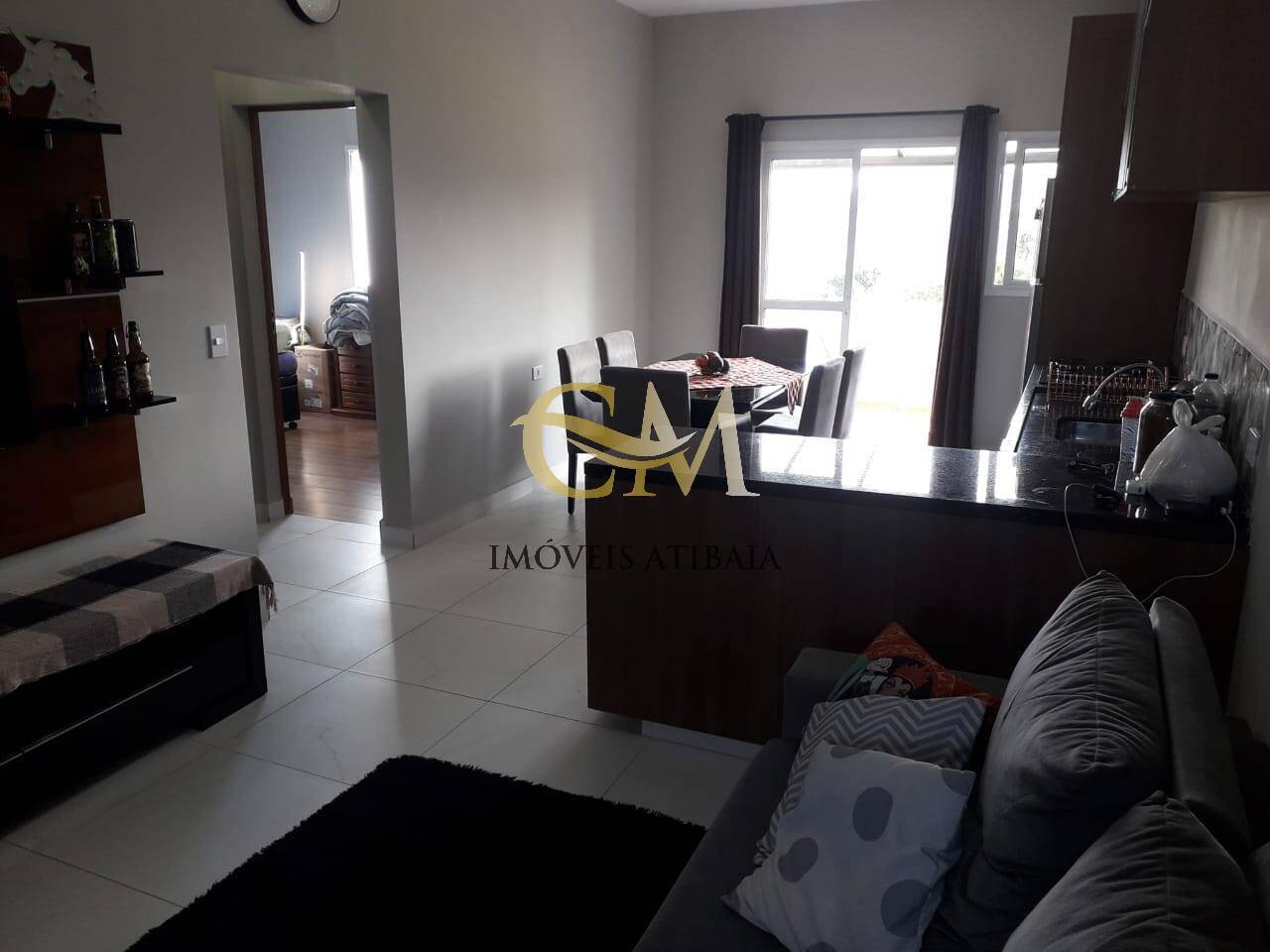 Apartamento à venda com 2 quartos, 80m² - Foto 2