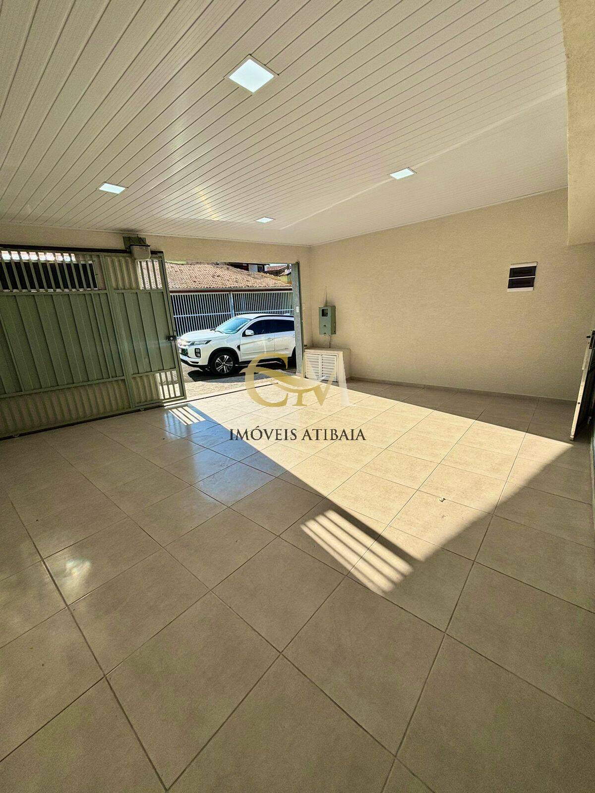 Casa à venda com 3 quartos, 120m² - Foto 1