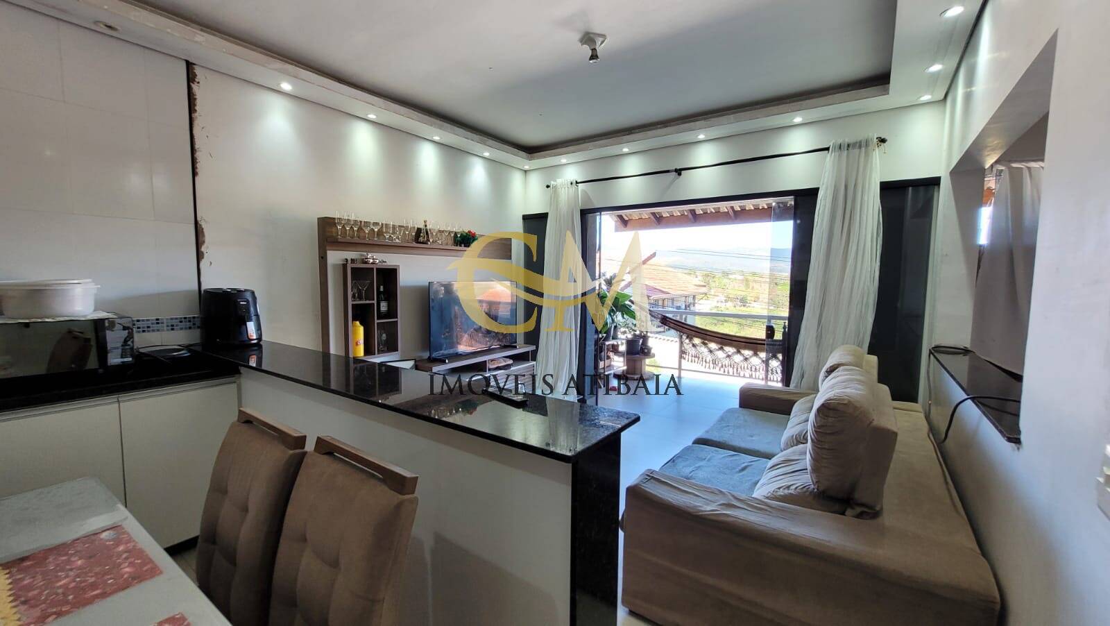 Casa à venda com 4 quartos, 153m² - Foto 2