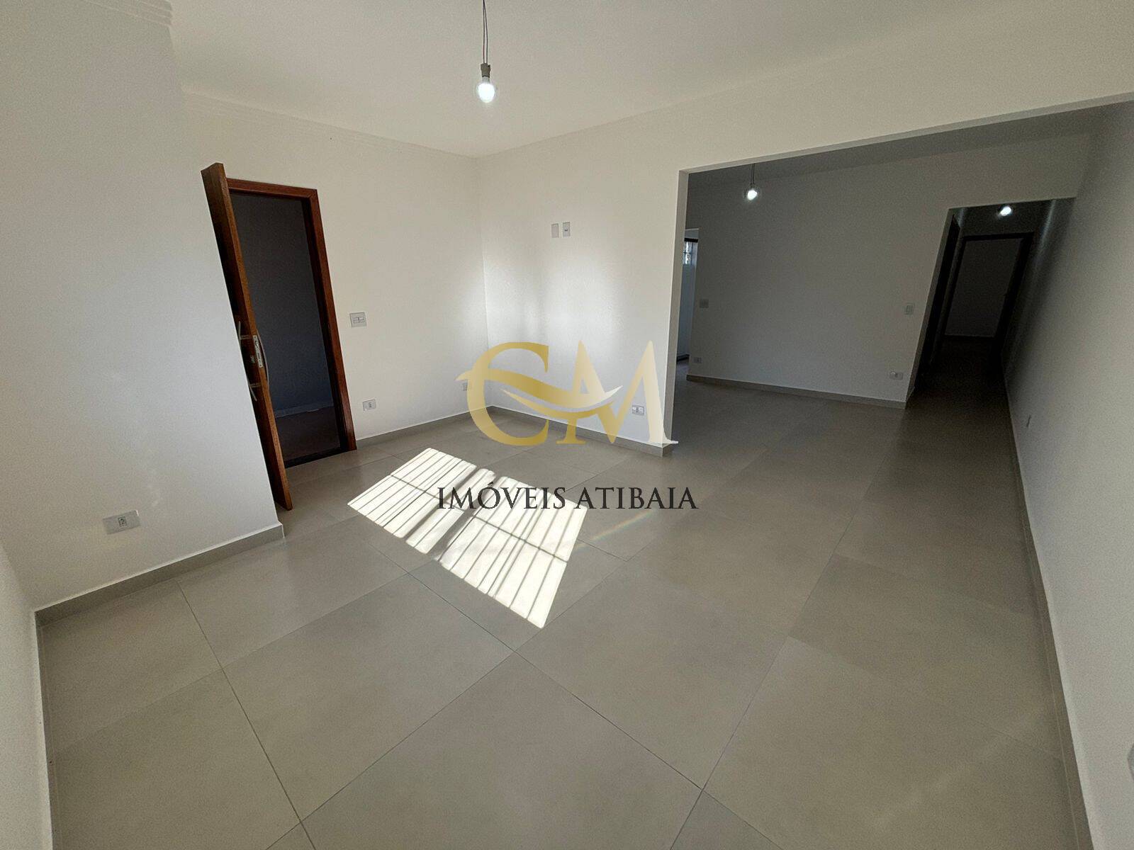 Casa à venda com 2 quartos, 120m² - Foto 8