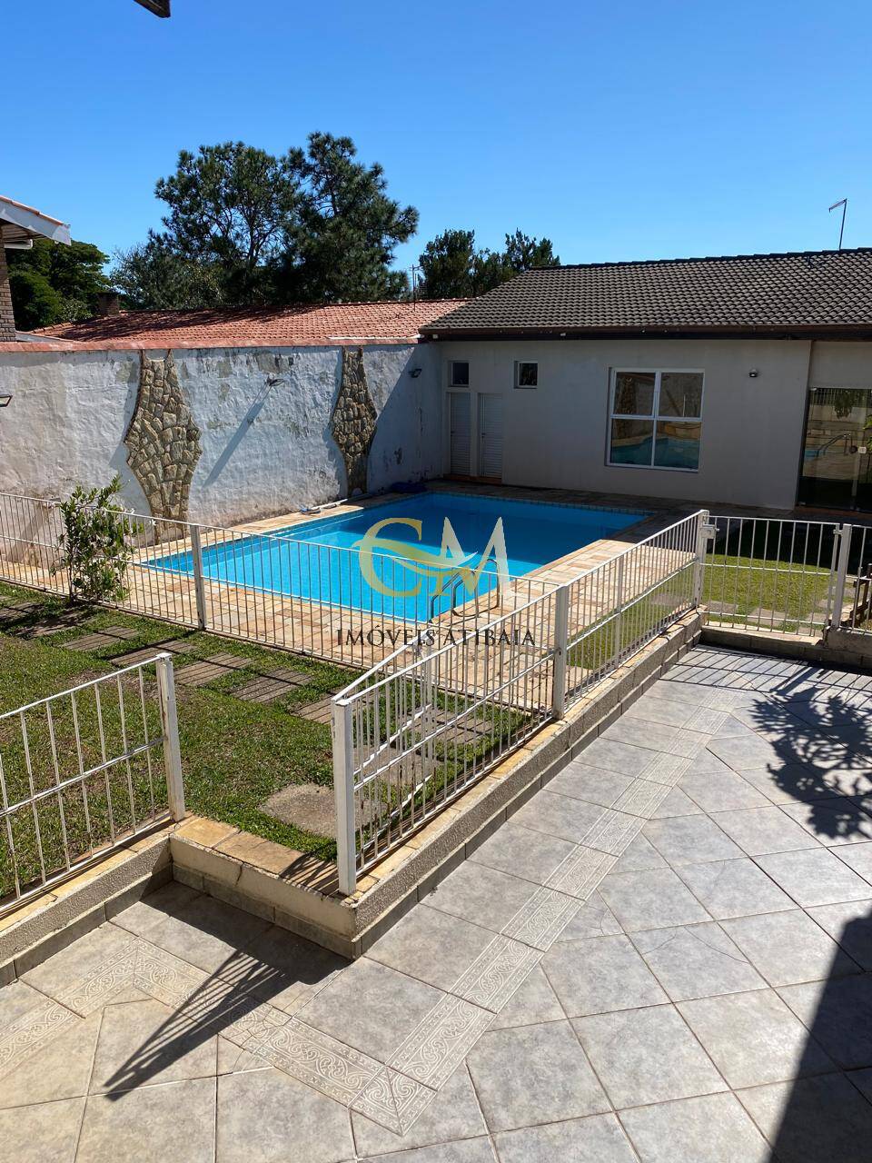 Casa para alugar com 3 quartos, 371m² - Foto 7