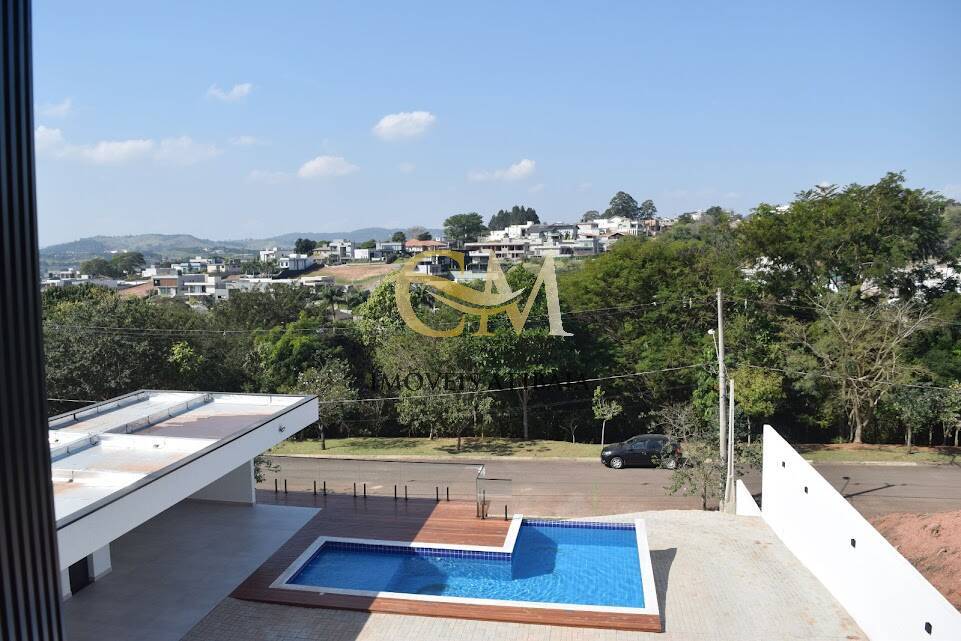 Casa de Condomínio à venda com 3 quartos, 305m² - Foto 2