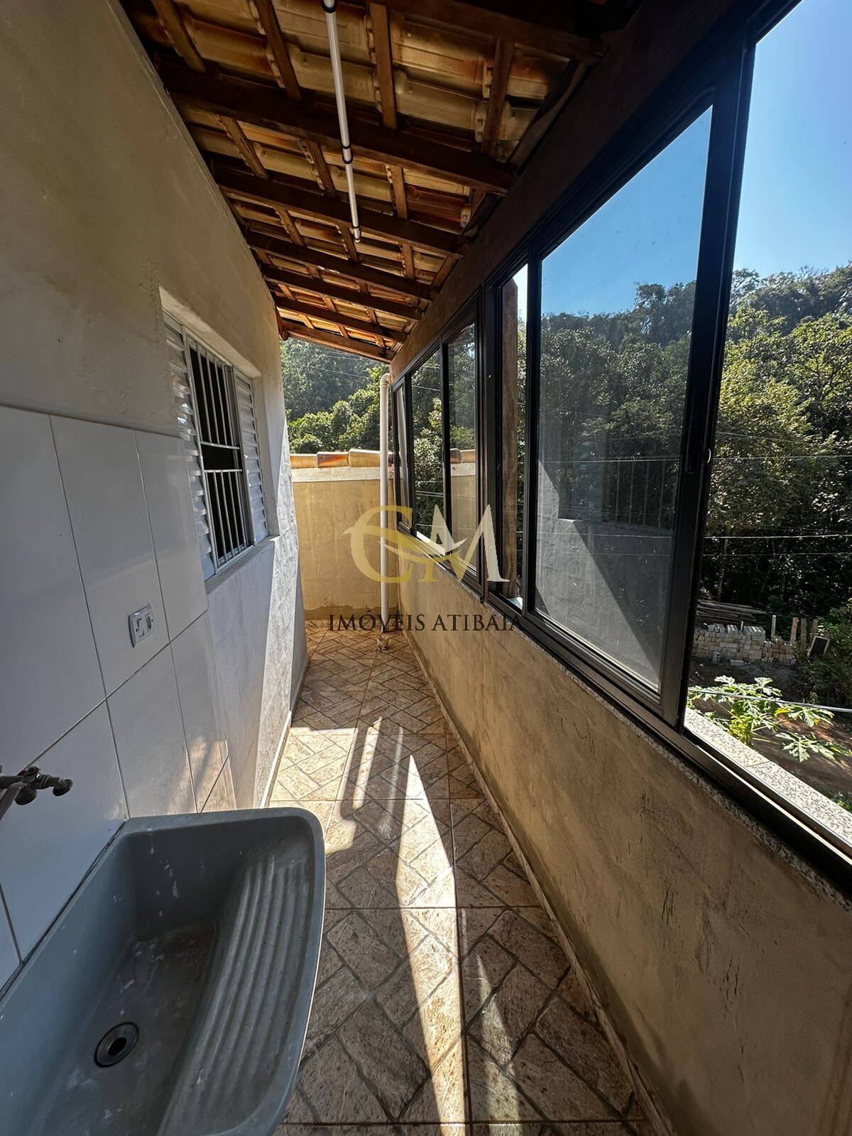 Casa à venda com 2 quartos, 75m² - Foto 9