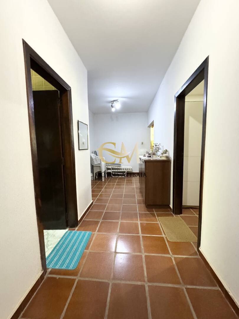 Casa à venda com 6 quartos, 400m² - Foto 22