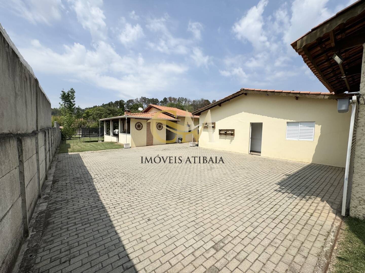 Casa à venda com 3 quartos, 150m² - Foto 4