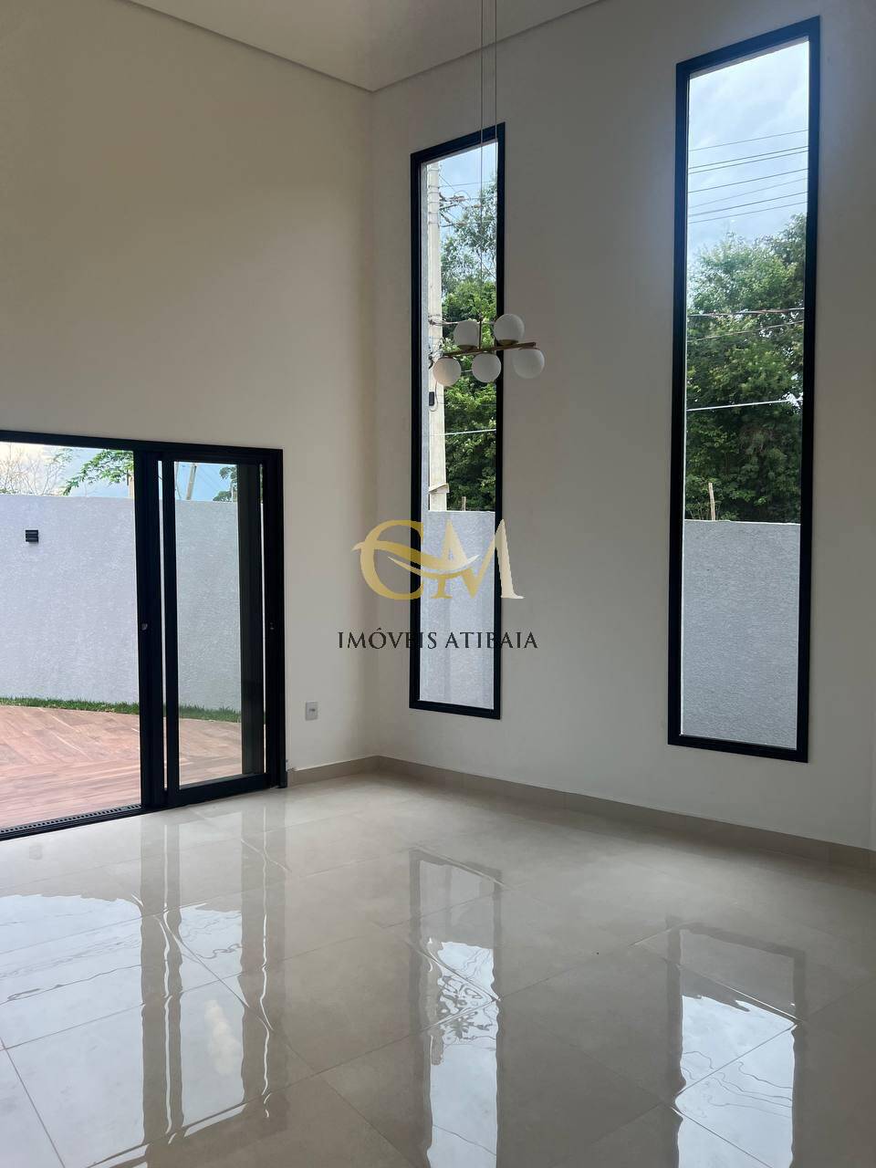 Casa à venda com 3 quartos, 112m² - Foto 4