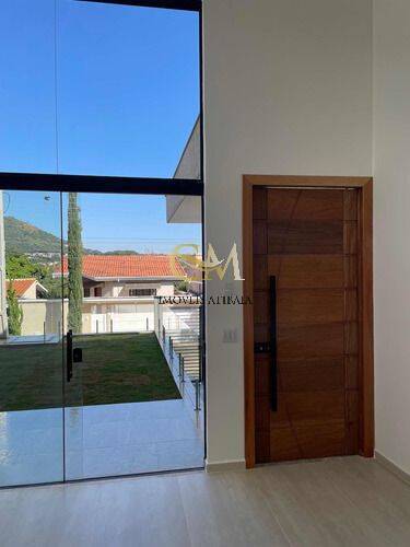 Casa de Condomínio à venda com 3 quartos, 220m² - Foto 5