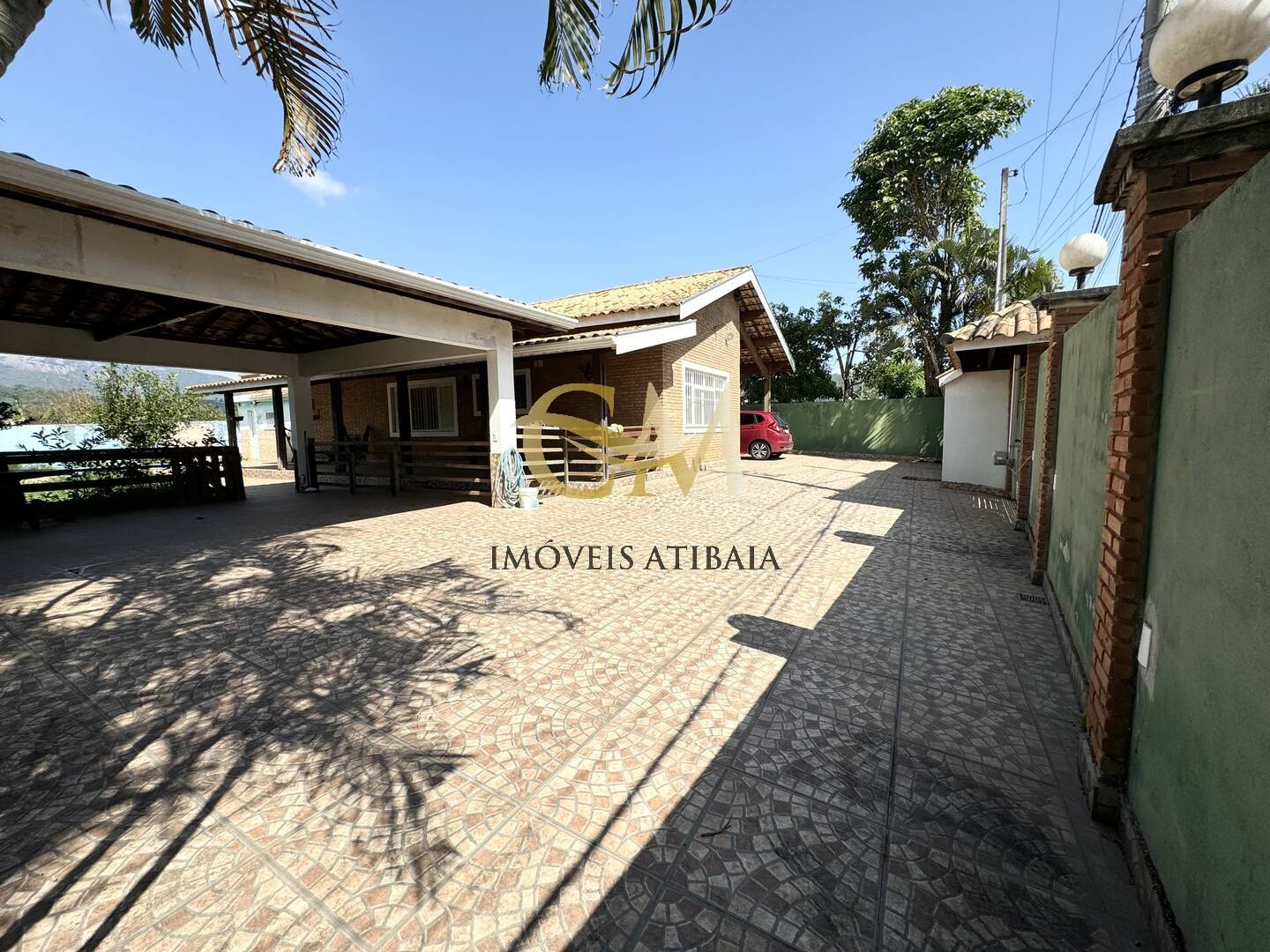 Casa para alugar com 3 quartos, 250m² - Foto 6