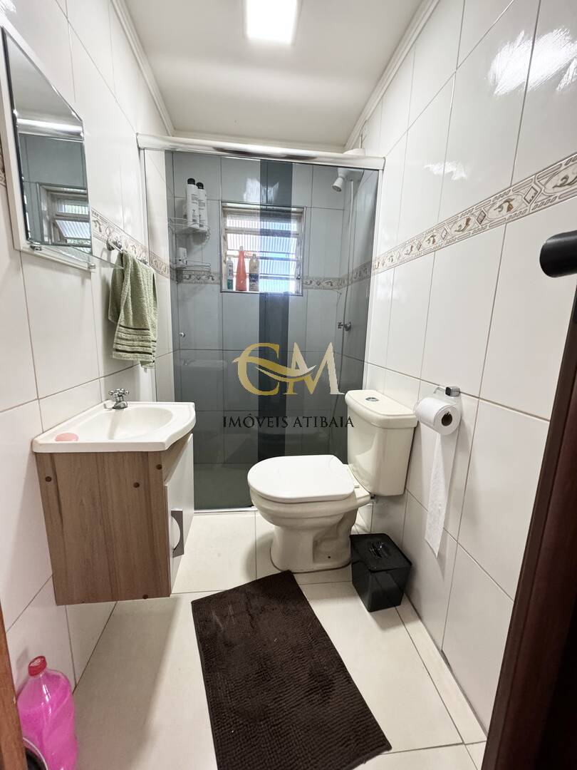 Casa para alugar com 3 quartos, 250m² - Foto 19