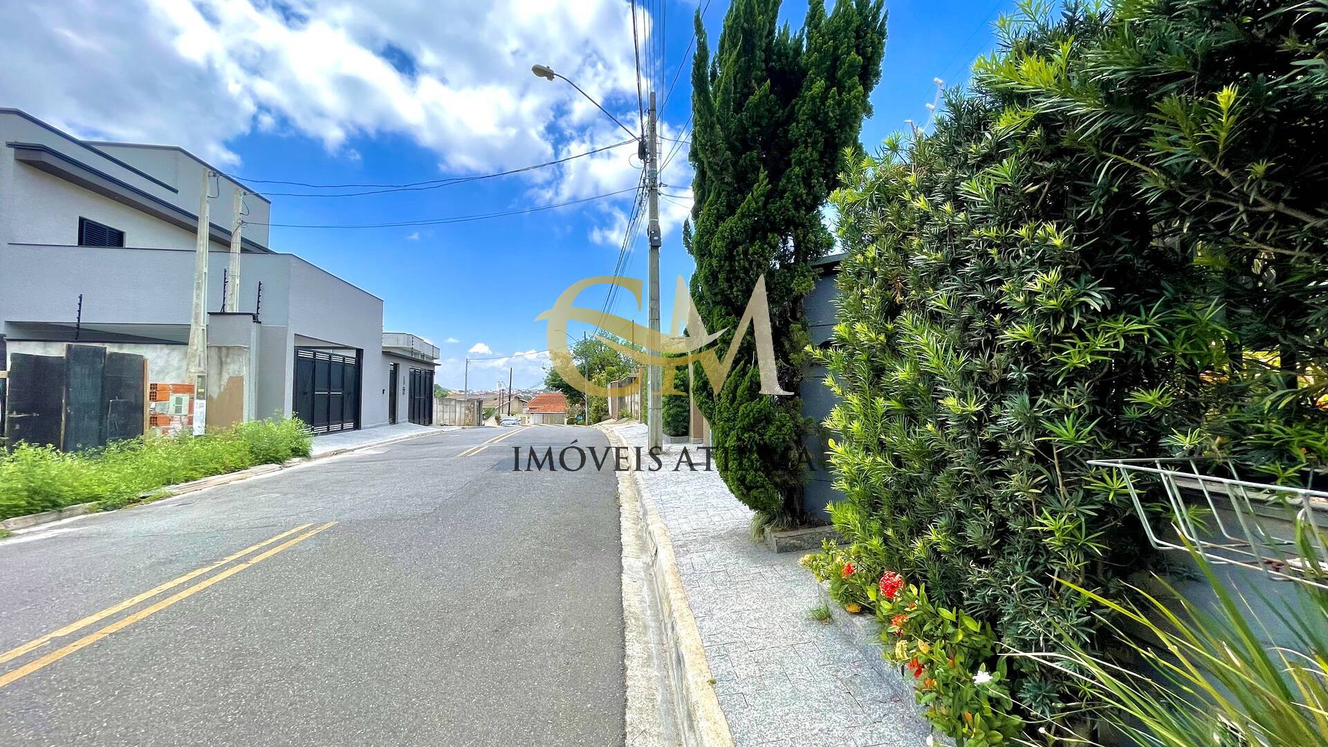 Terreno à venda, 250m² - Foto 1