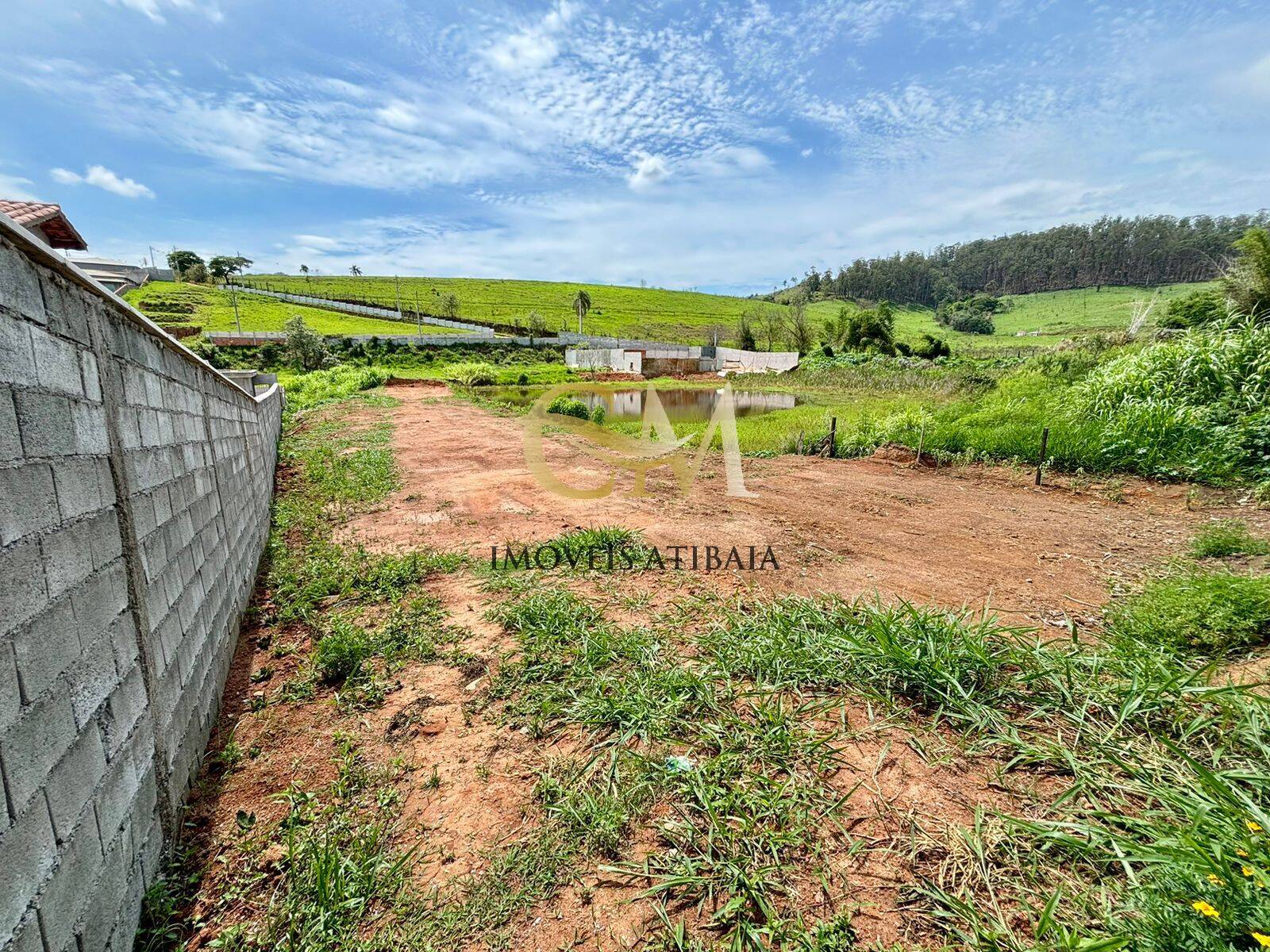 Terreno à venda, 690m² - Foto 1