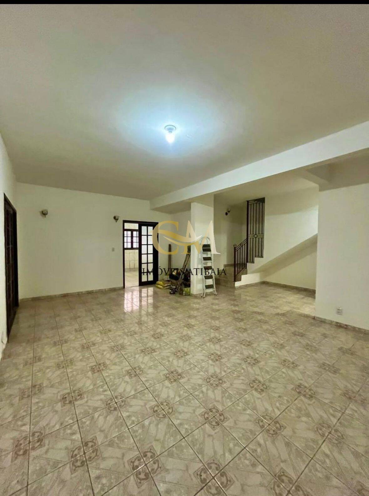 Casa à venda com 3 quartos, 350m² - Foto 9