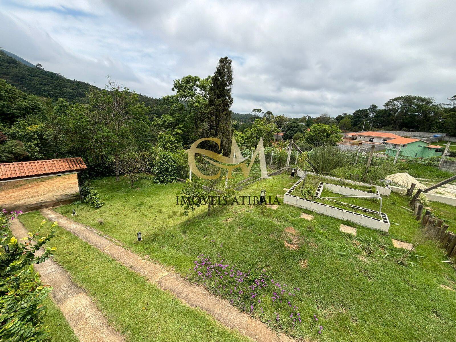 Casa à venda com 6 quartos, 400m² - Foto 6