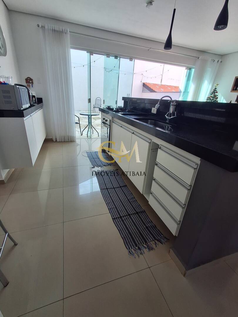 Casa à venda com 3 quartos, 296m² - Foto 18