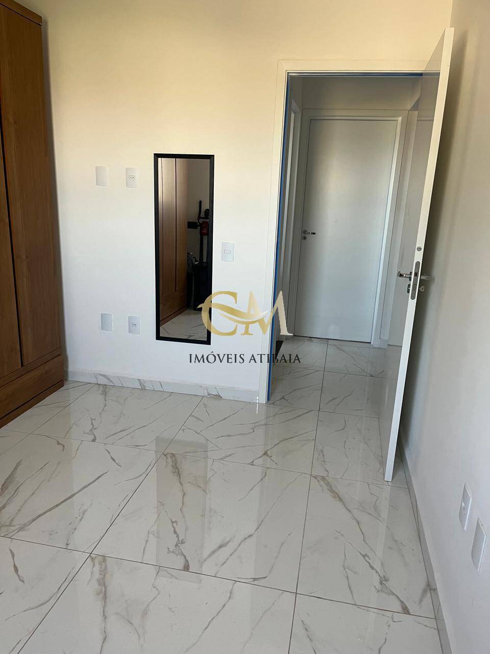 Apartamento à venda com 2 quartos, 69m² - Foto 5