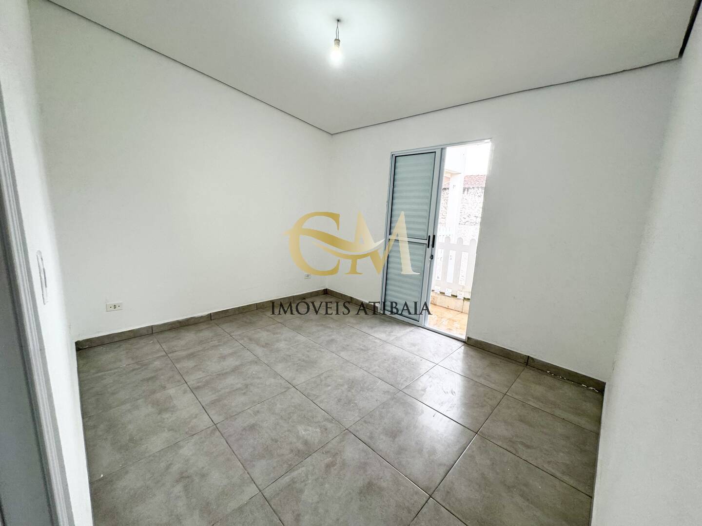 Casa à venda com 4 quartos, 180m² - Foto 32