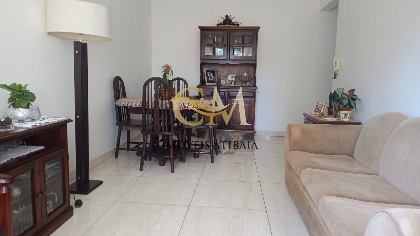 Apartamento à venda com 1 quarto, 60m² - Foto 1