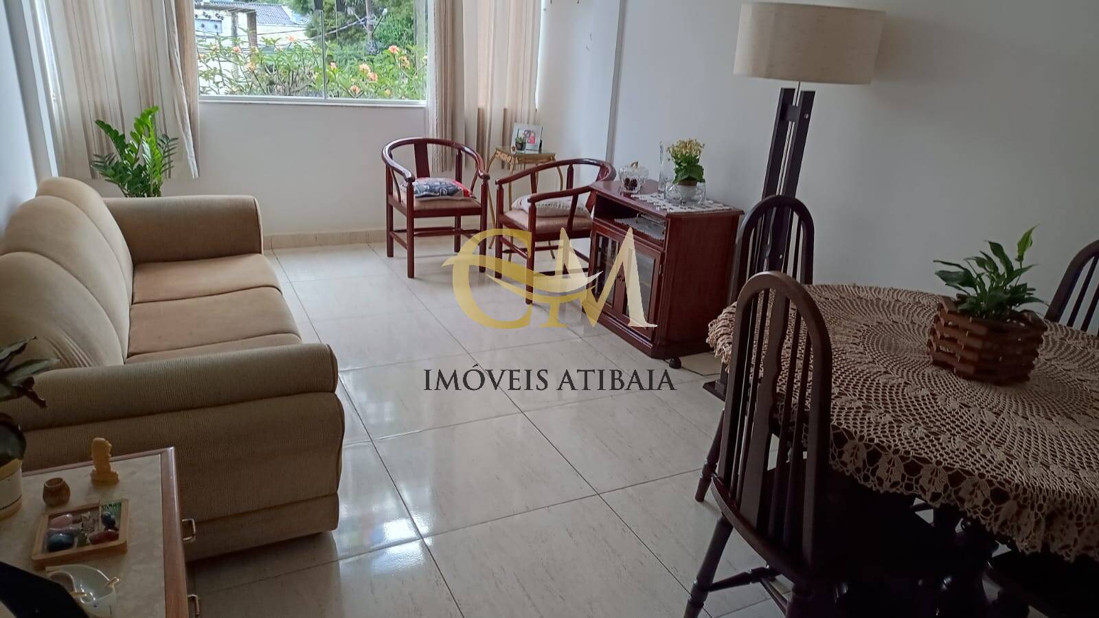 Apartamento à venda com 1 quarto, 60m² - Foto 2